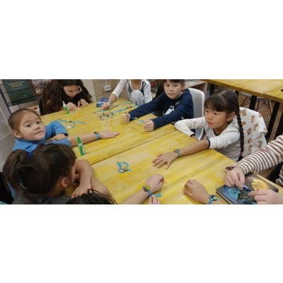 Новогодние мероприятия не дают скучать  детям и подросткам